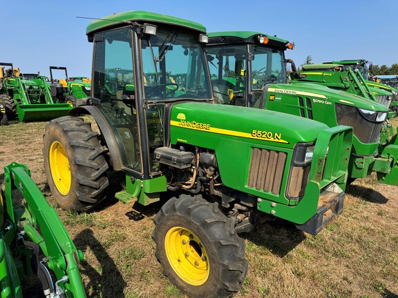2004 John Deere 5520N