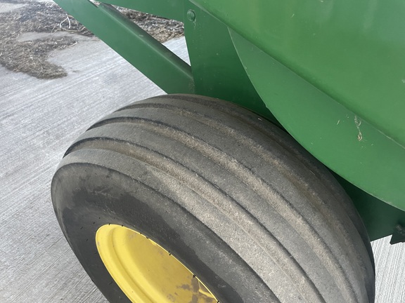 2007 John Deere 348