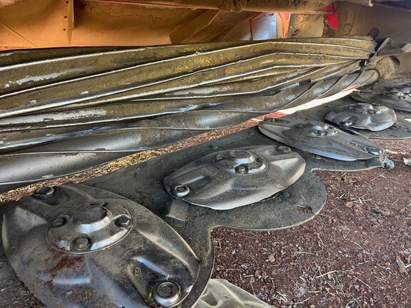 2014 Massey Ferguson WR9770