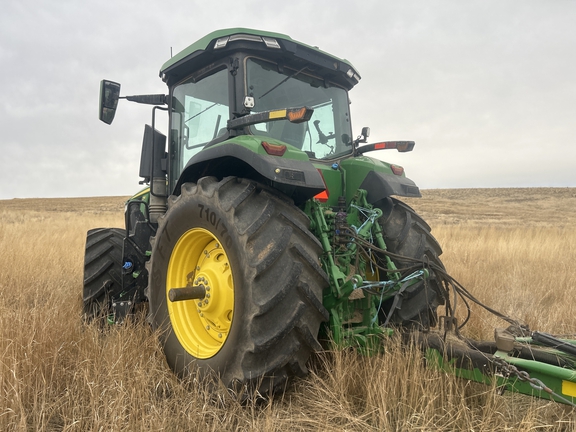 2025 John Deere 7R270