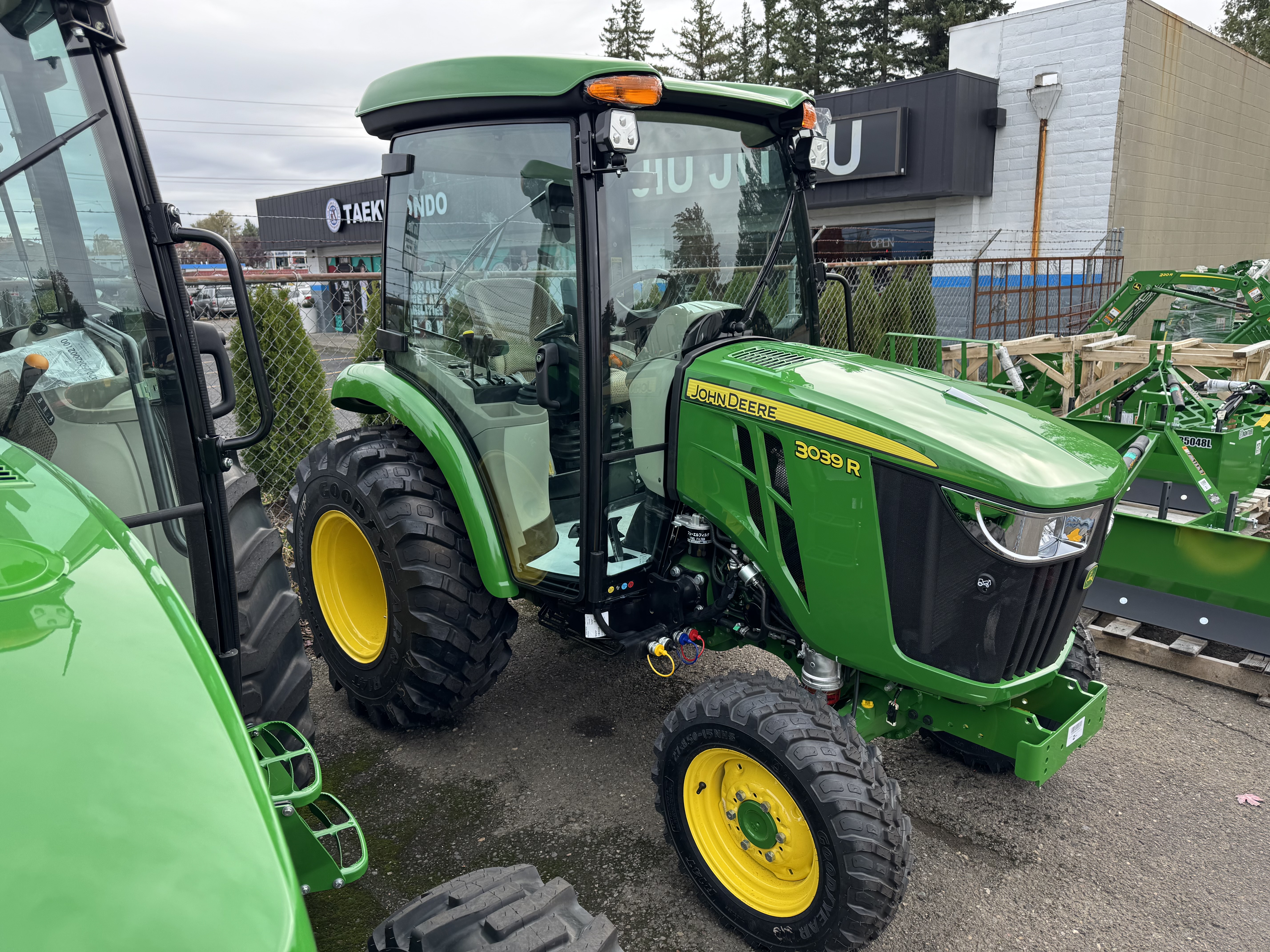 2025 John Deere 3039RC