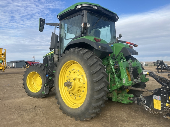 2025 John Deere 7R230