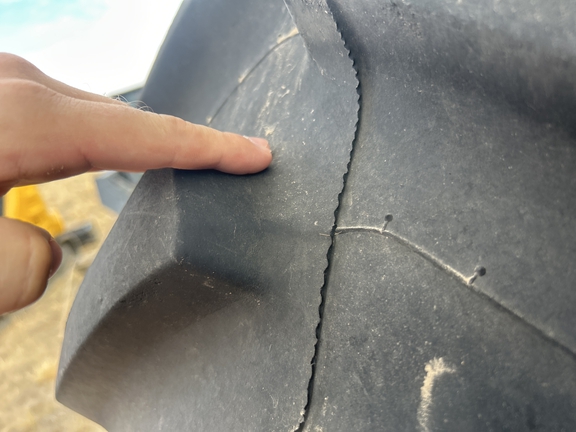 2025 John Deere 7R270