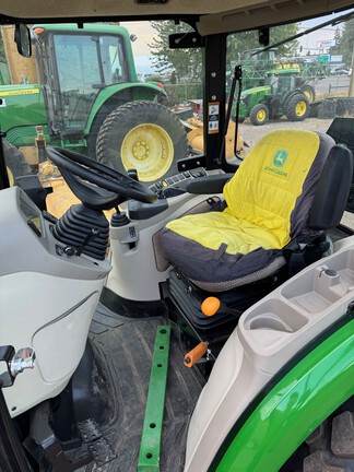 2024 John Deere 4075R