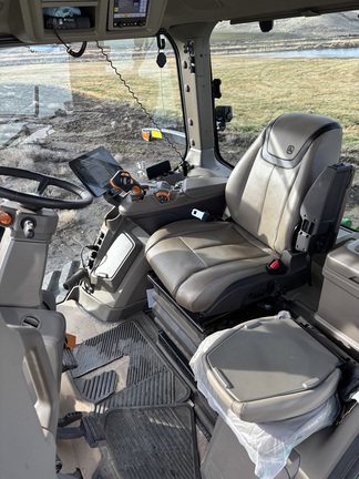 2025 John Deere 8RT410