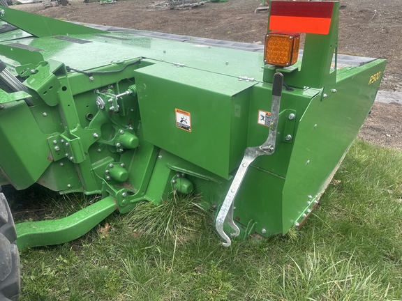 2025 John Deere W260R