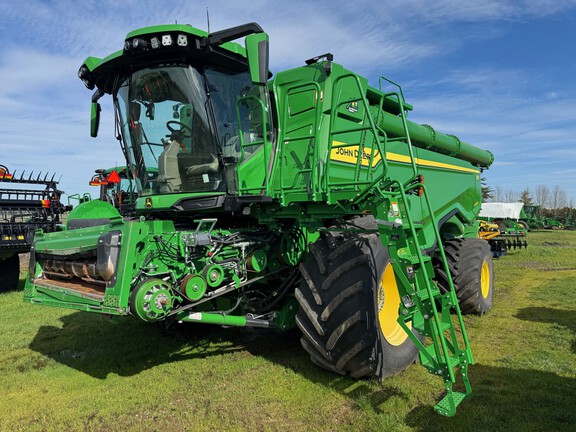 2022 John Deere X91000