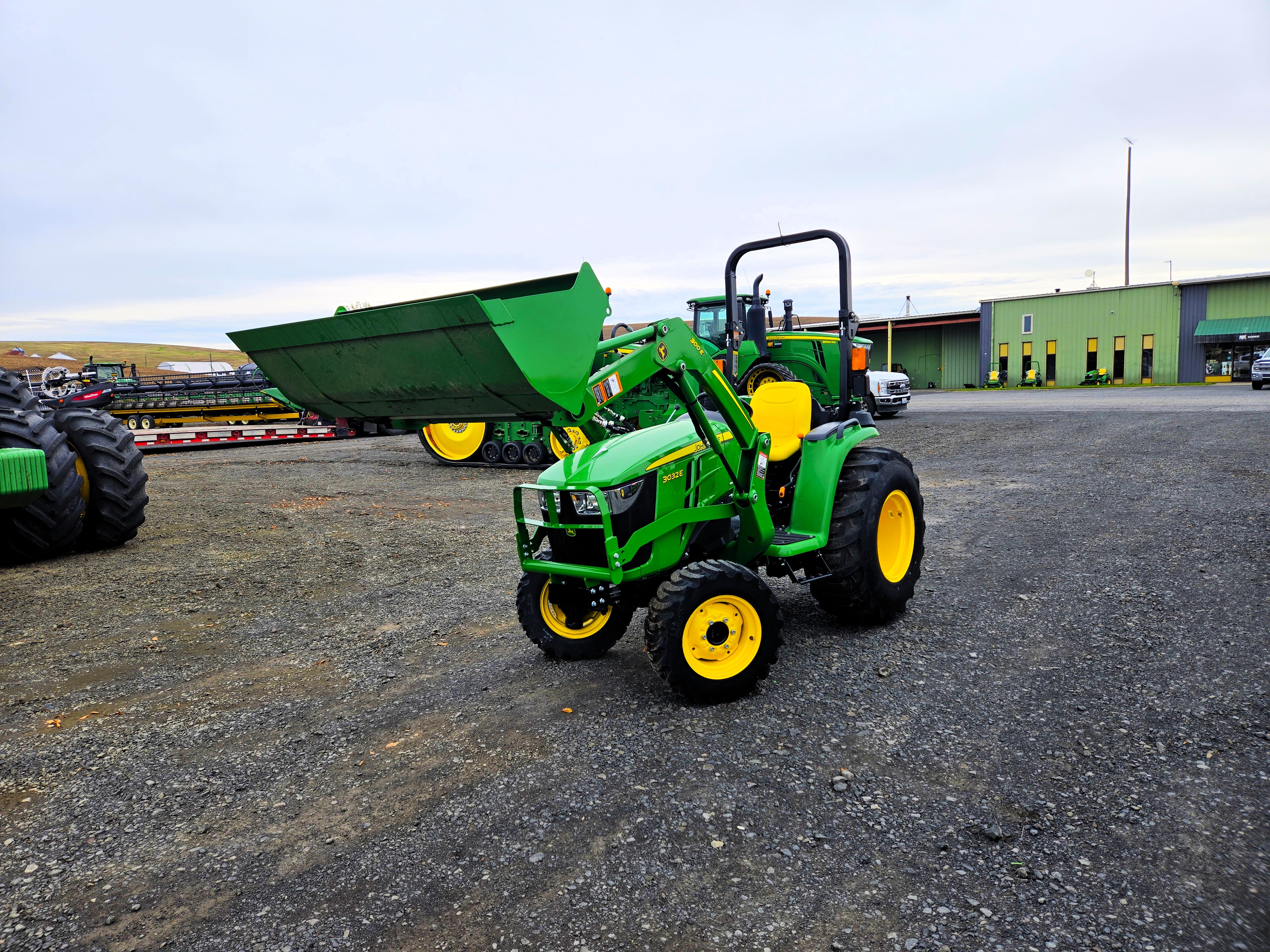 2024 John Deere 3032E