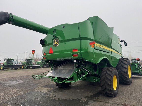 2024 John Deere S770