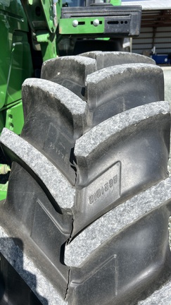2016 John Deere 6130R