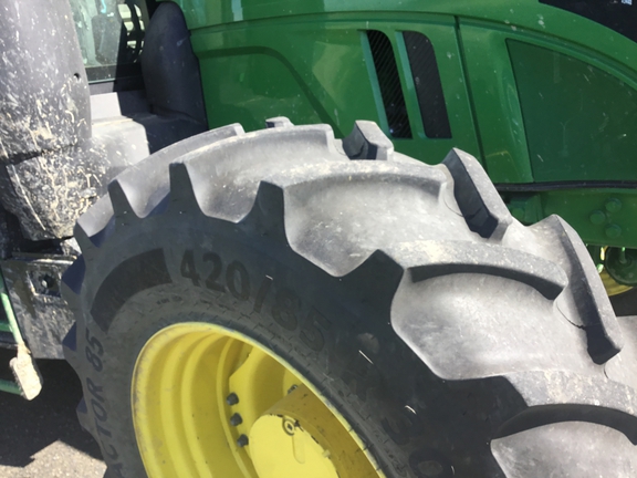 2025 John Deere 6R250