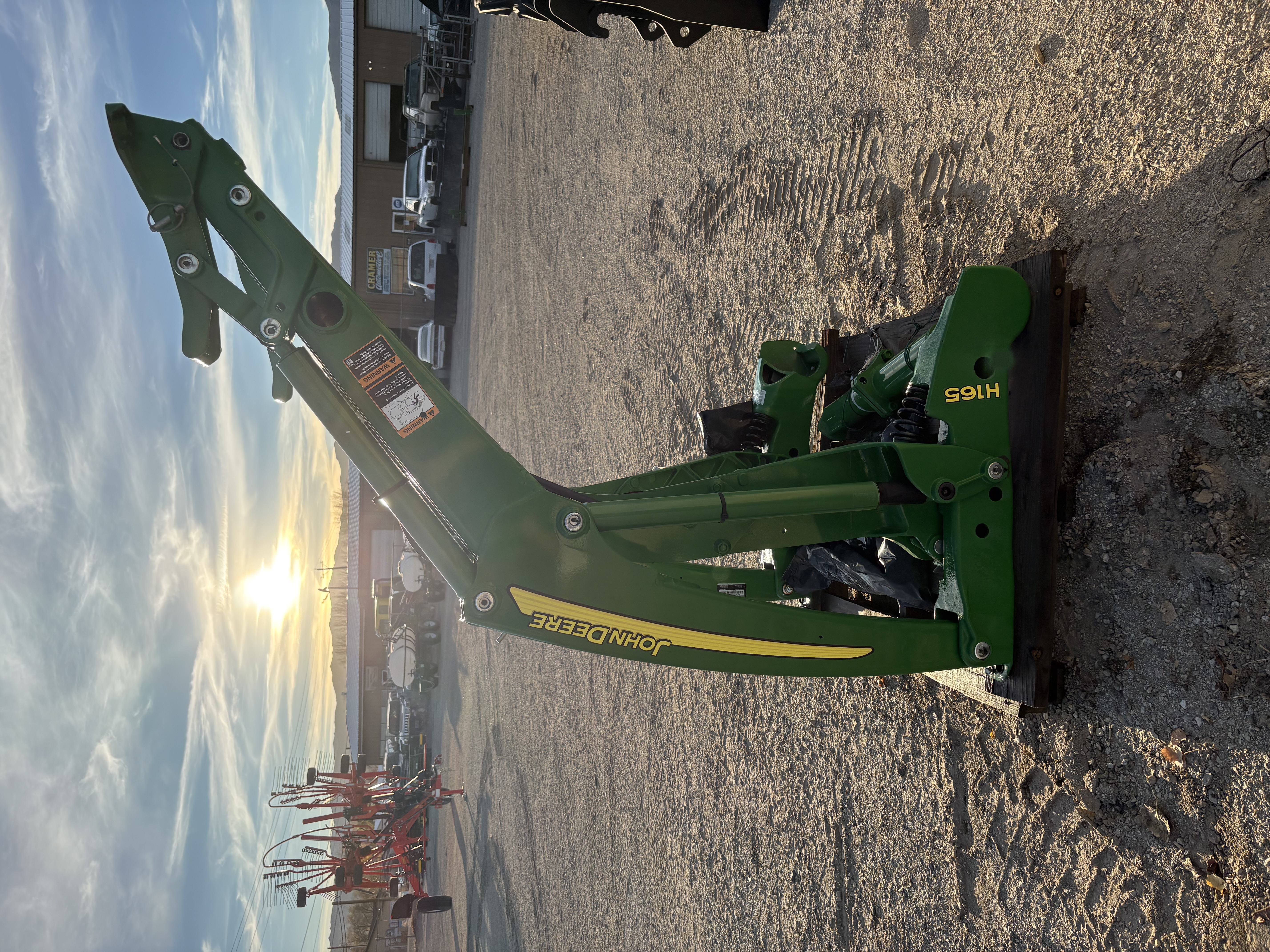 2017 John Deere H165