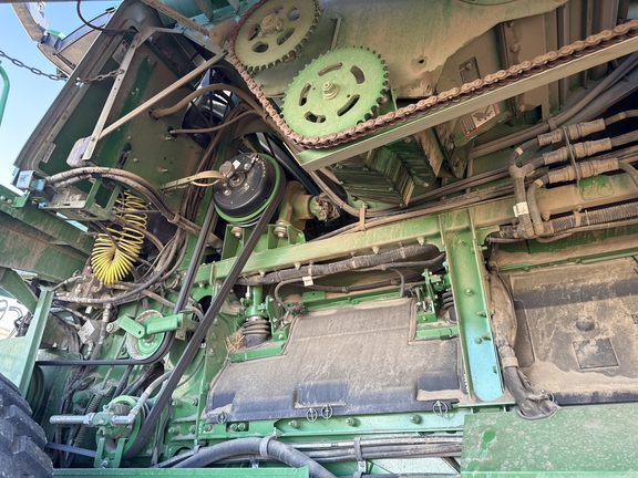 2023 John Deere S780