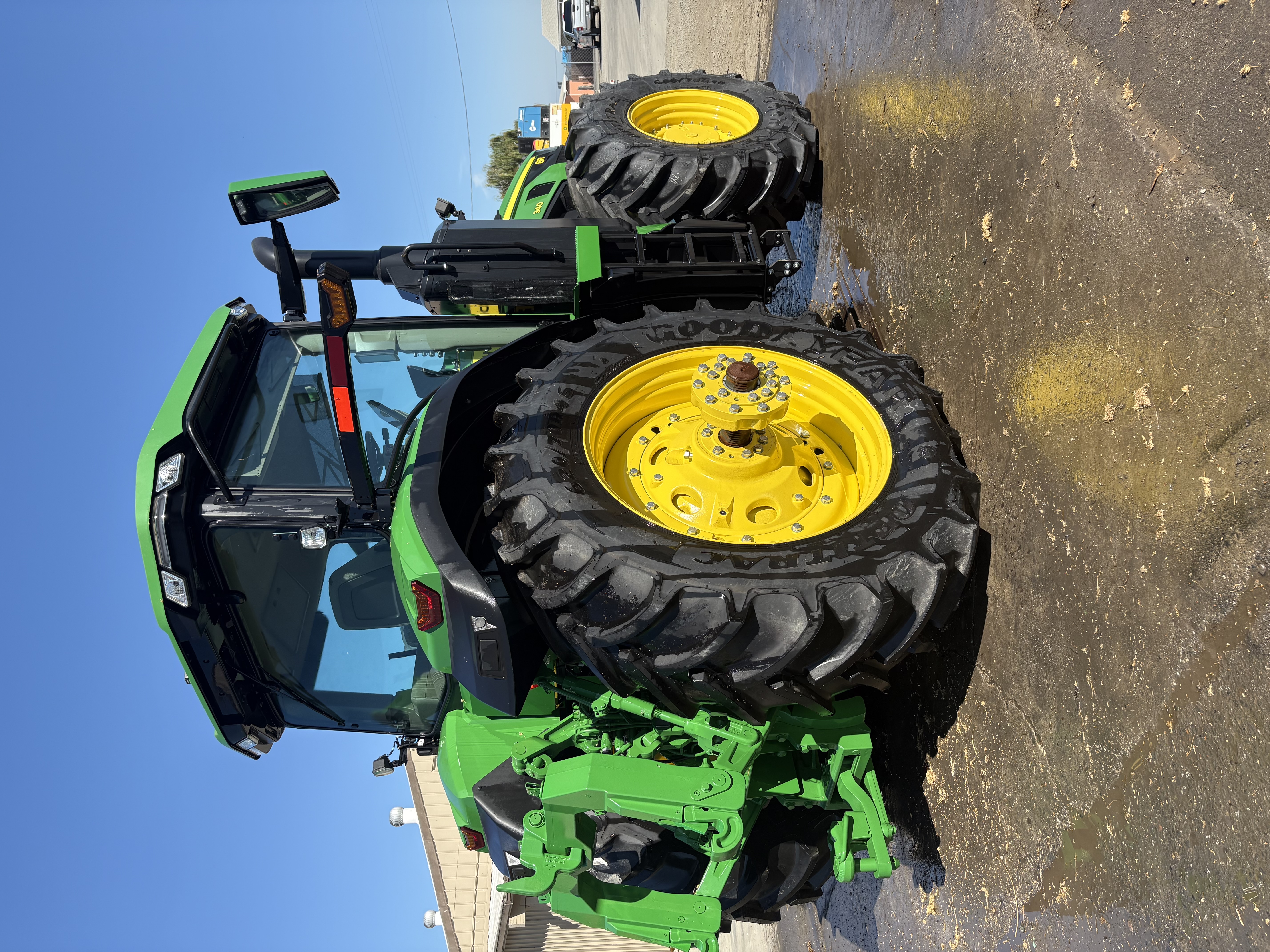 2024 John Deere 8R340