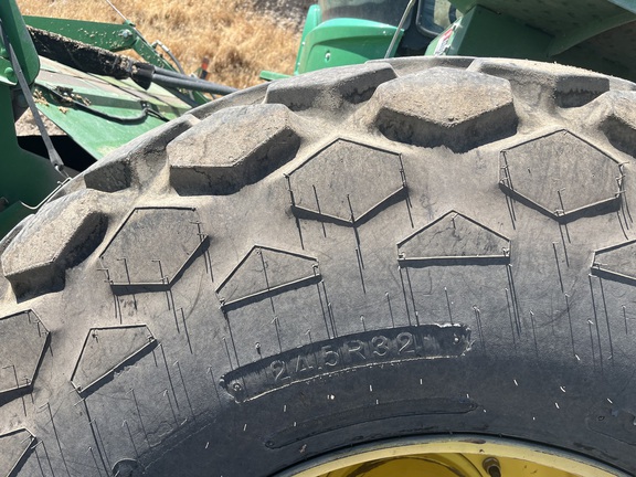 2016 John Deere W235