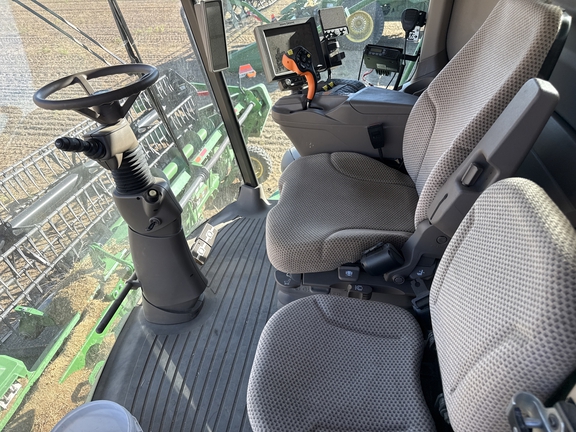 2023 John Deere S780