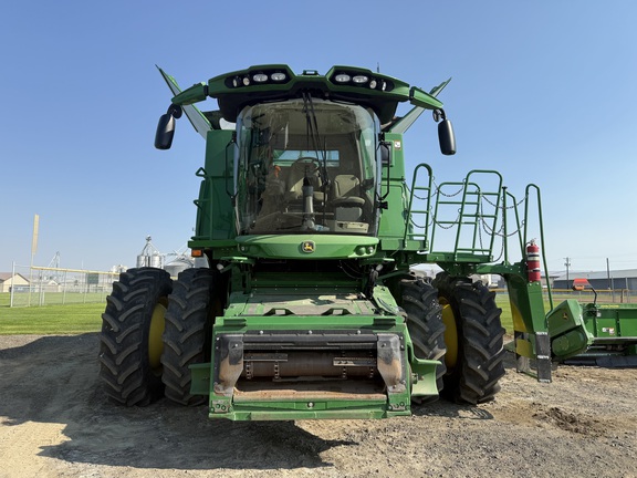 2023 John Deere S770