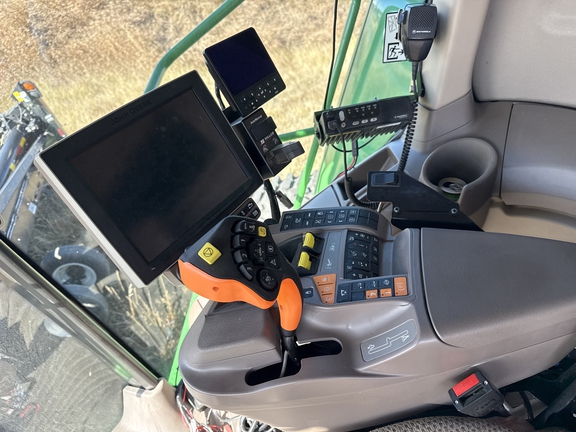 2023 John Deere S780