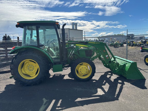 2022 John Deere 5065E