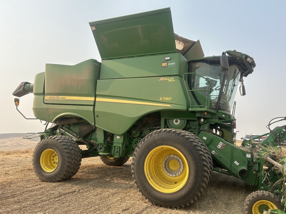 2024 John Deere S780