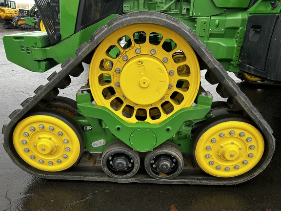 2022 John Deere 8RX370
