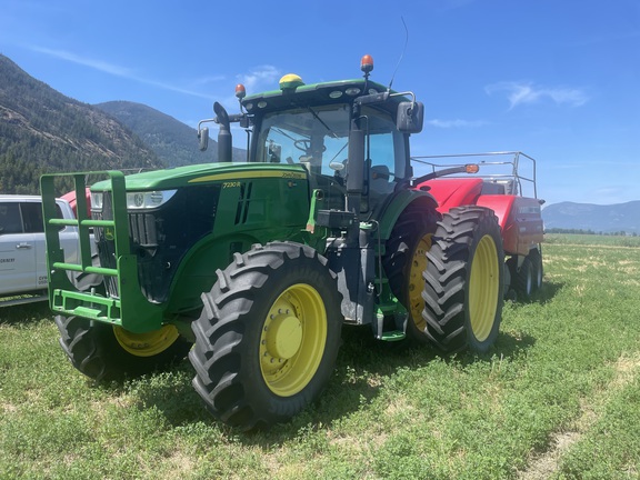 2014 John Deere 7230R