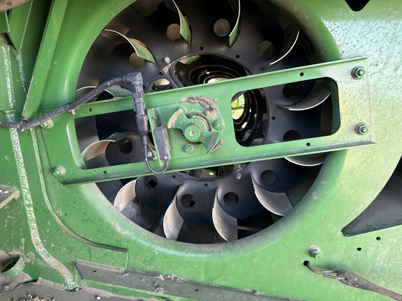 2023 John Deere S780