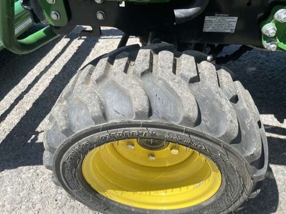 2020 John Deere 1025R