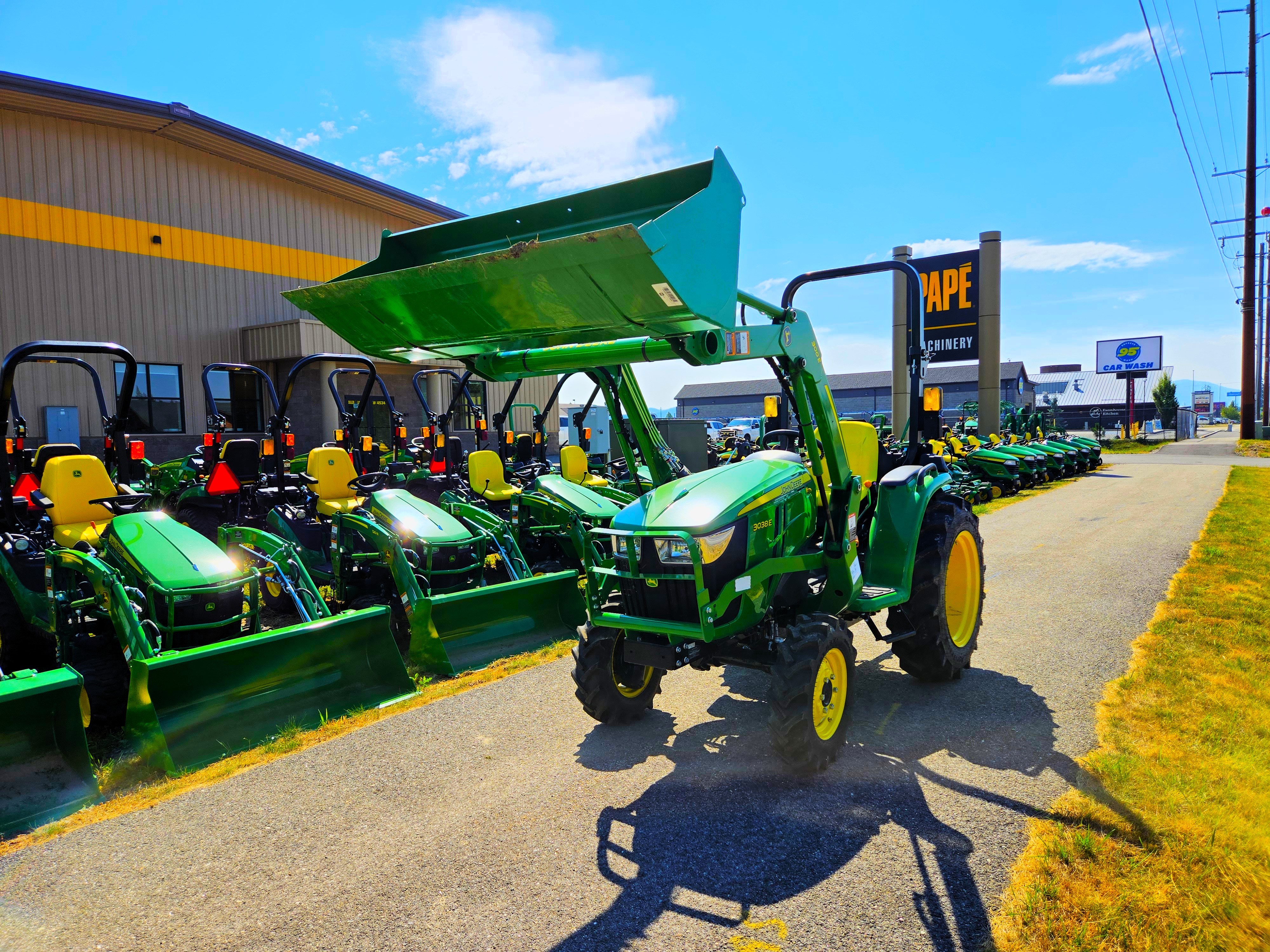 2023 John Deere 3038E