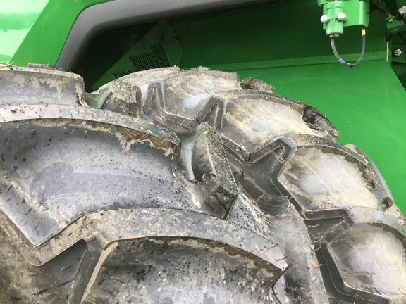 2025 John Deere S7700