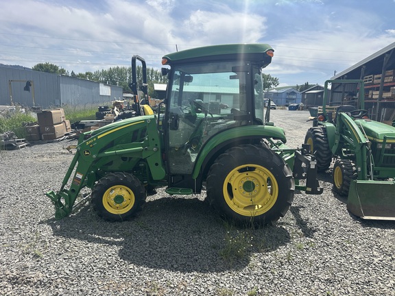 2022 John Deere 3033R