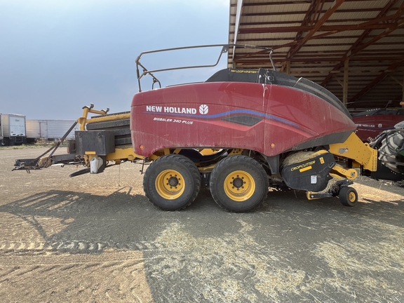 2023 New Holland 340+