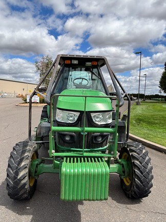 2016 John Deere 6125M
