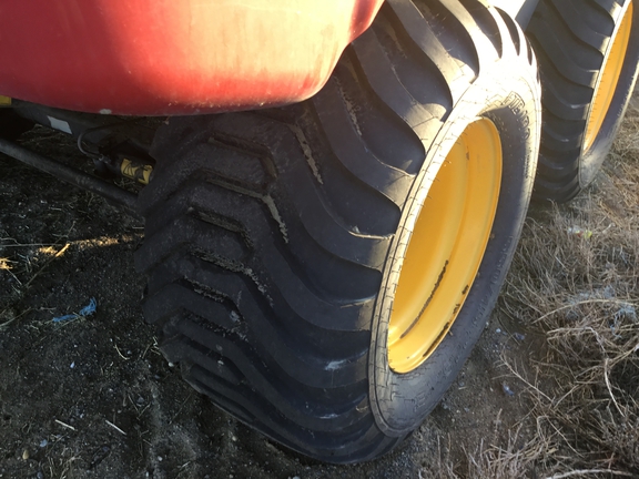 2019 New Holland 340+