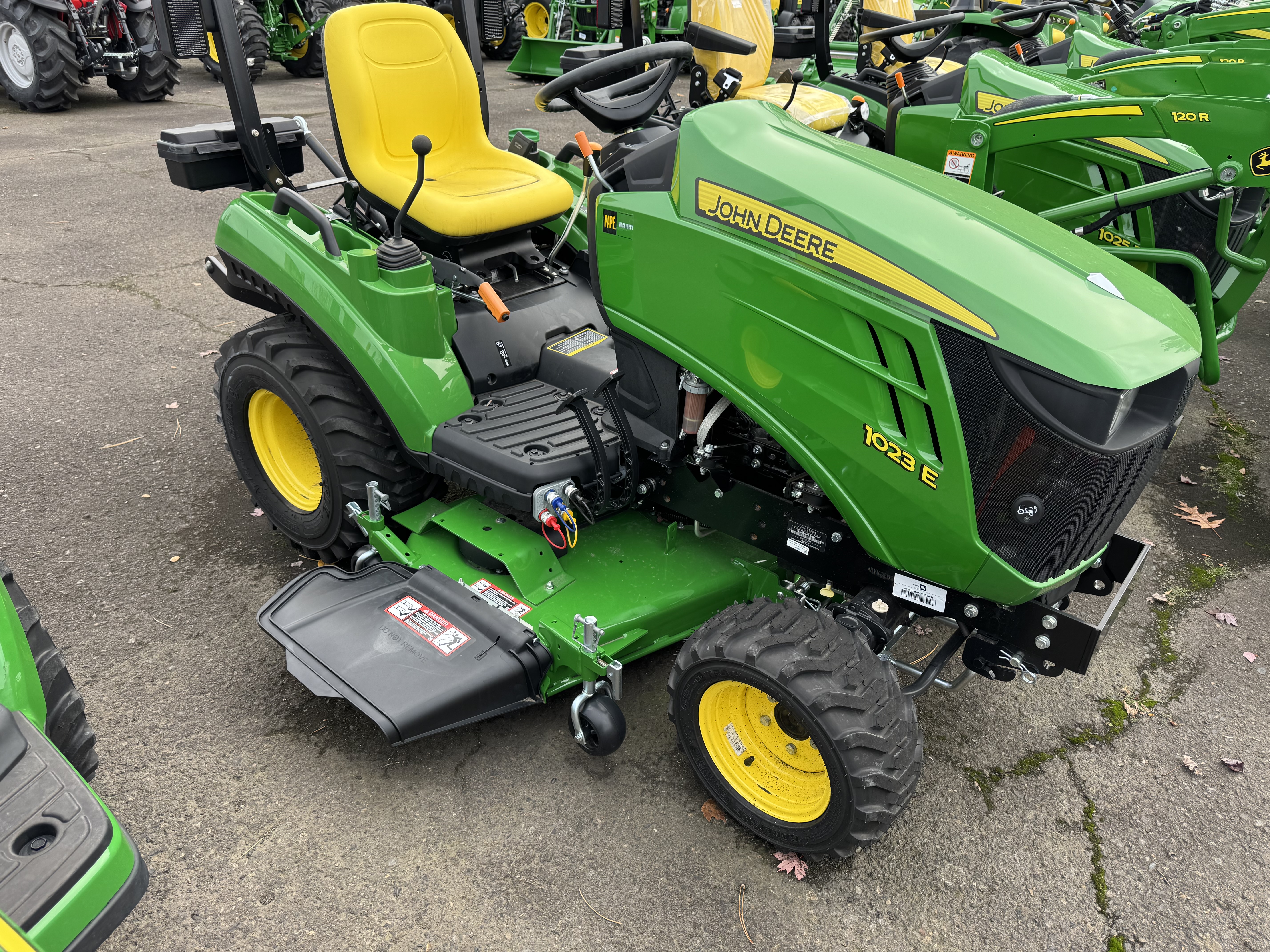 2023 John Deere 1023E