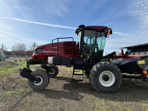2021 Macdon M1240