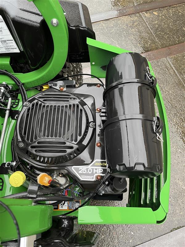 2023 John Deere Z915E