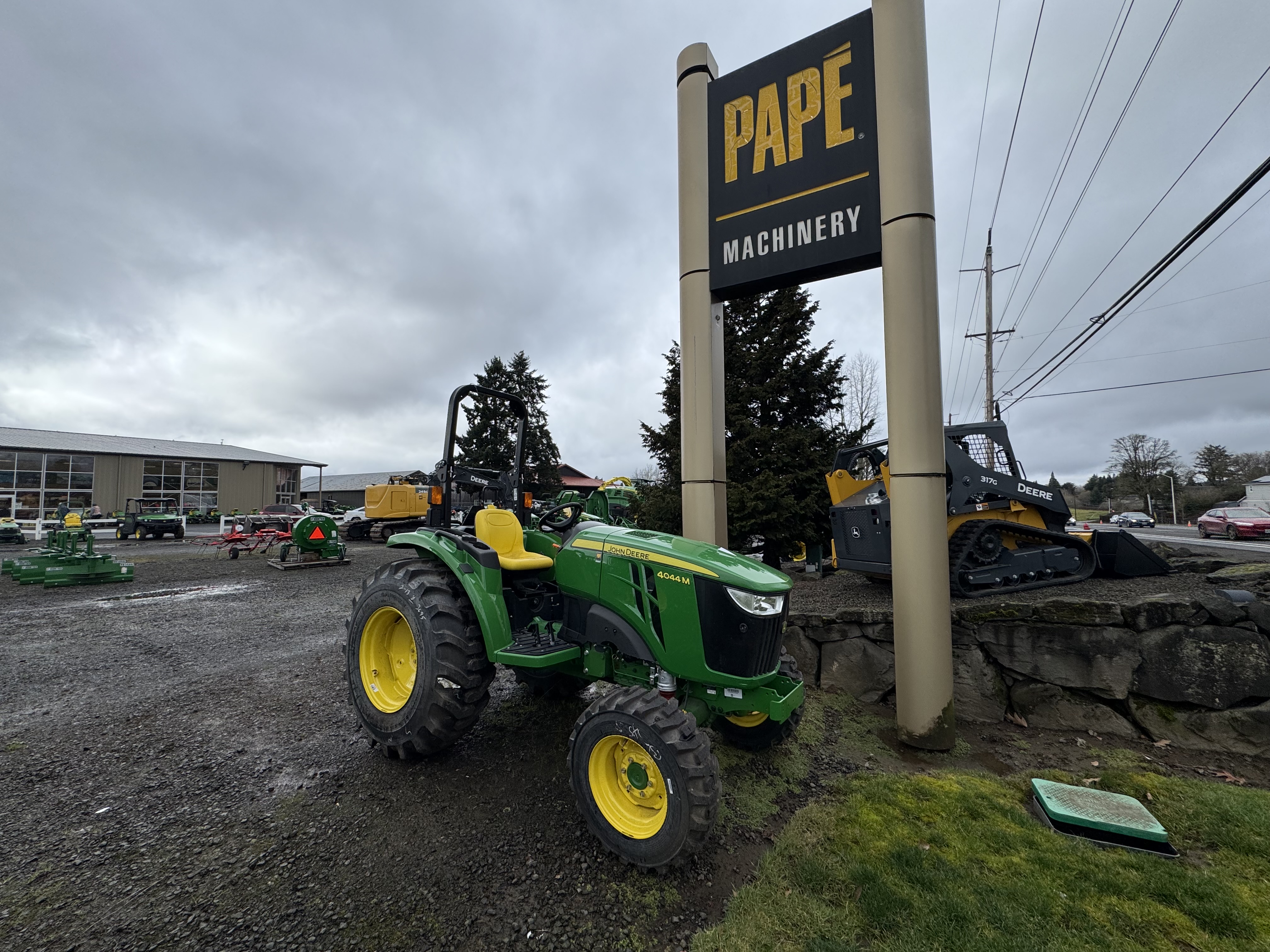 2025 John Deere 4044M