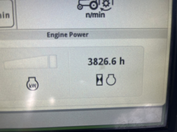 2018 John Deere 8270R