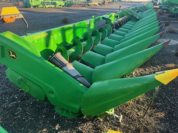 2025 John Deere CR12