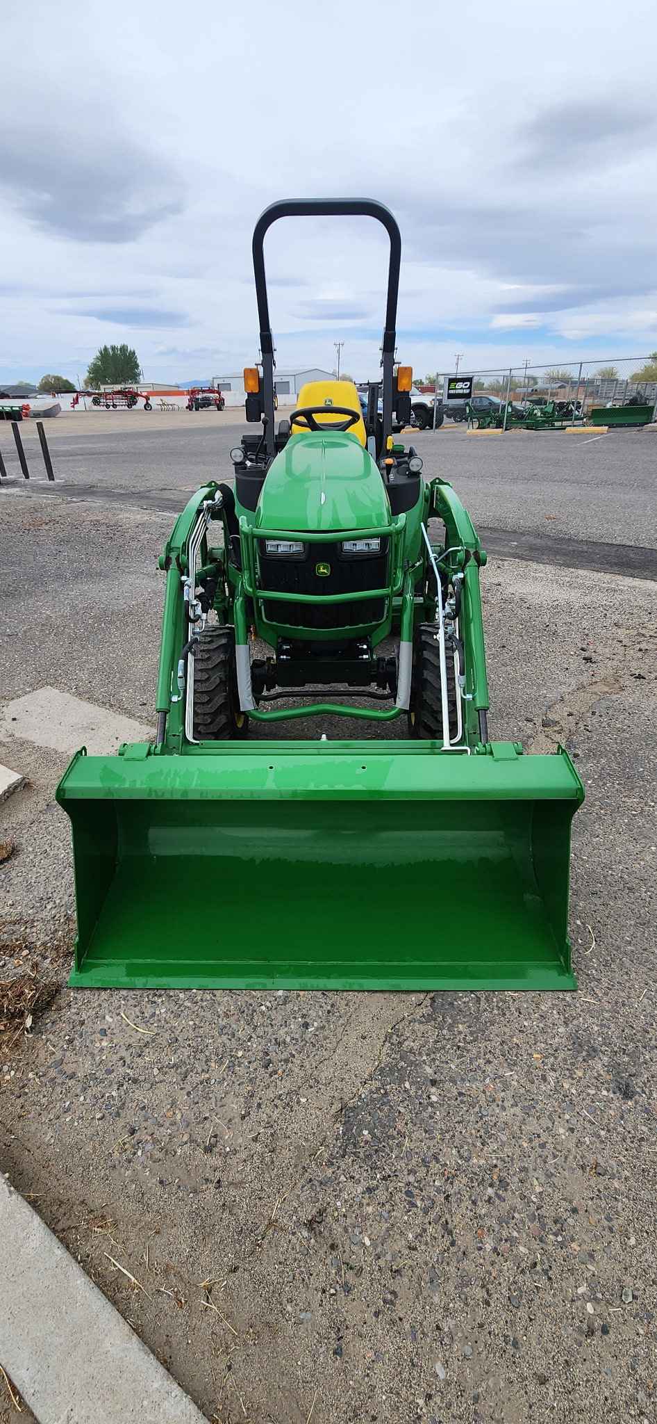 2025 John Deere 2025R