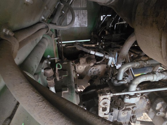 2017 John Deere W260