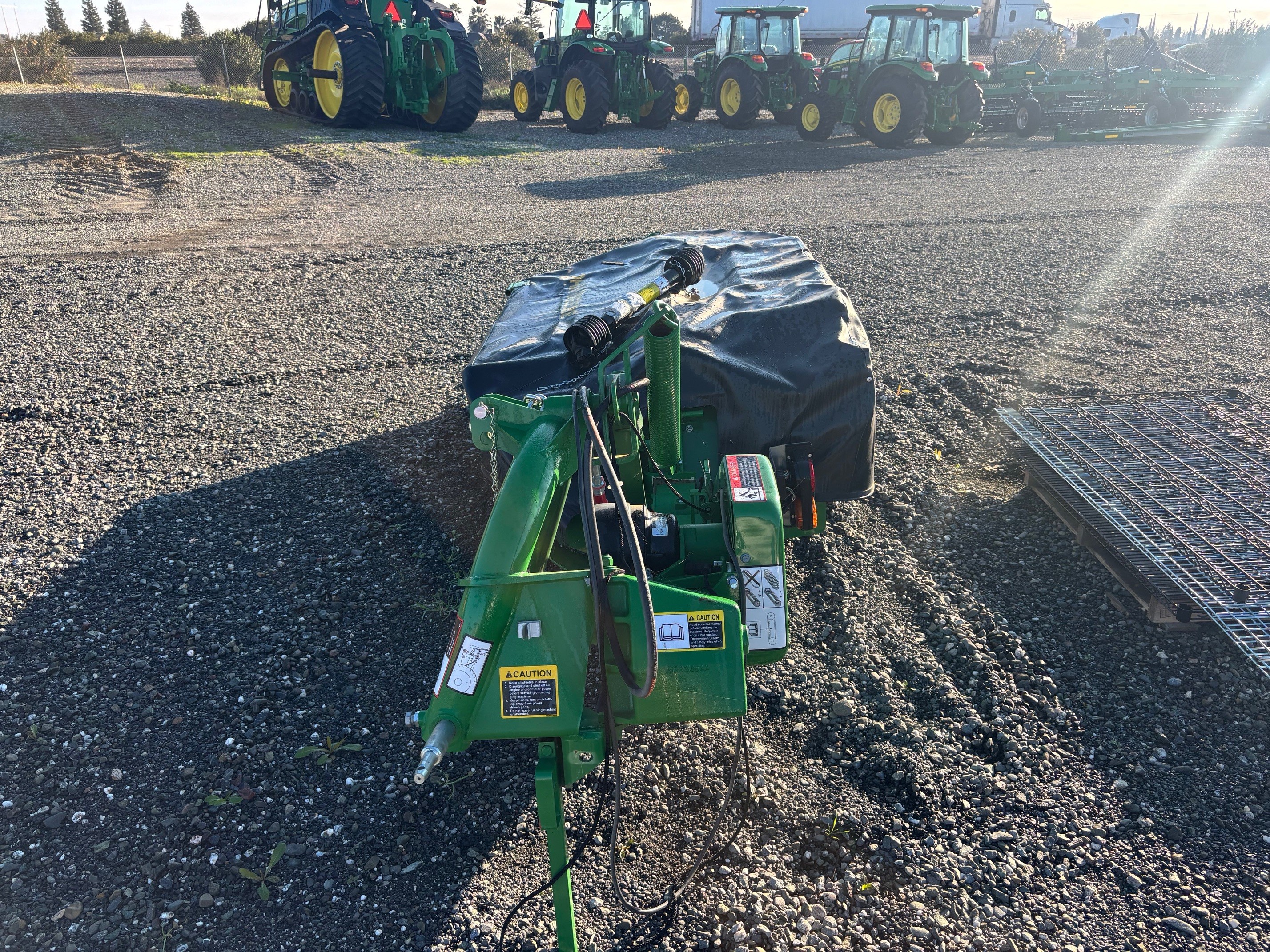 2024 John Deere R200