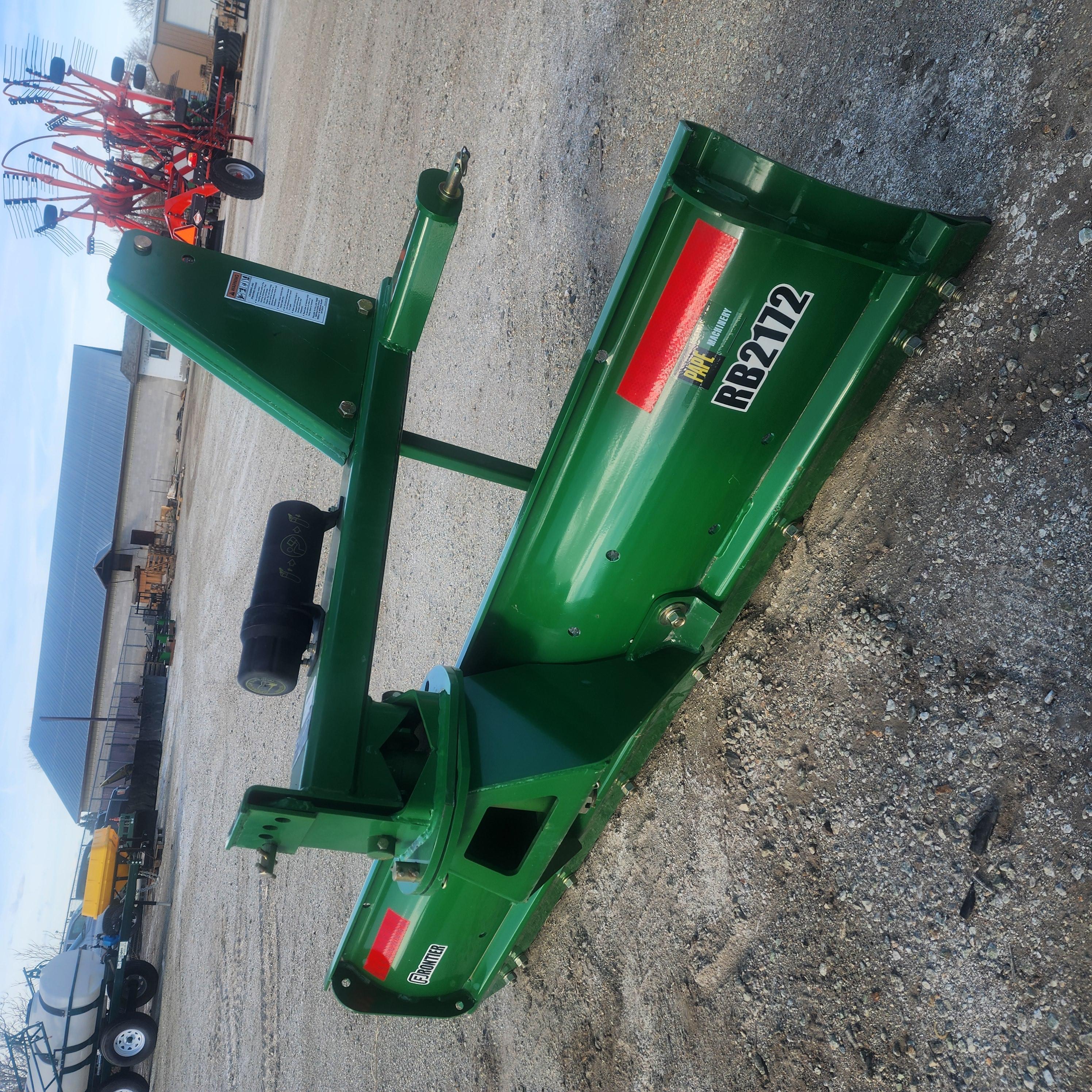 2024 Frontier RB2172