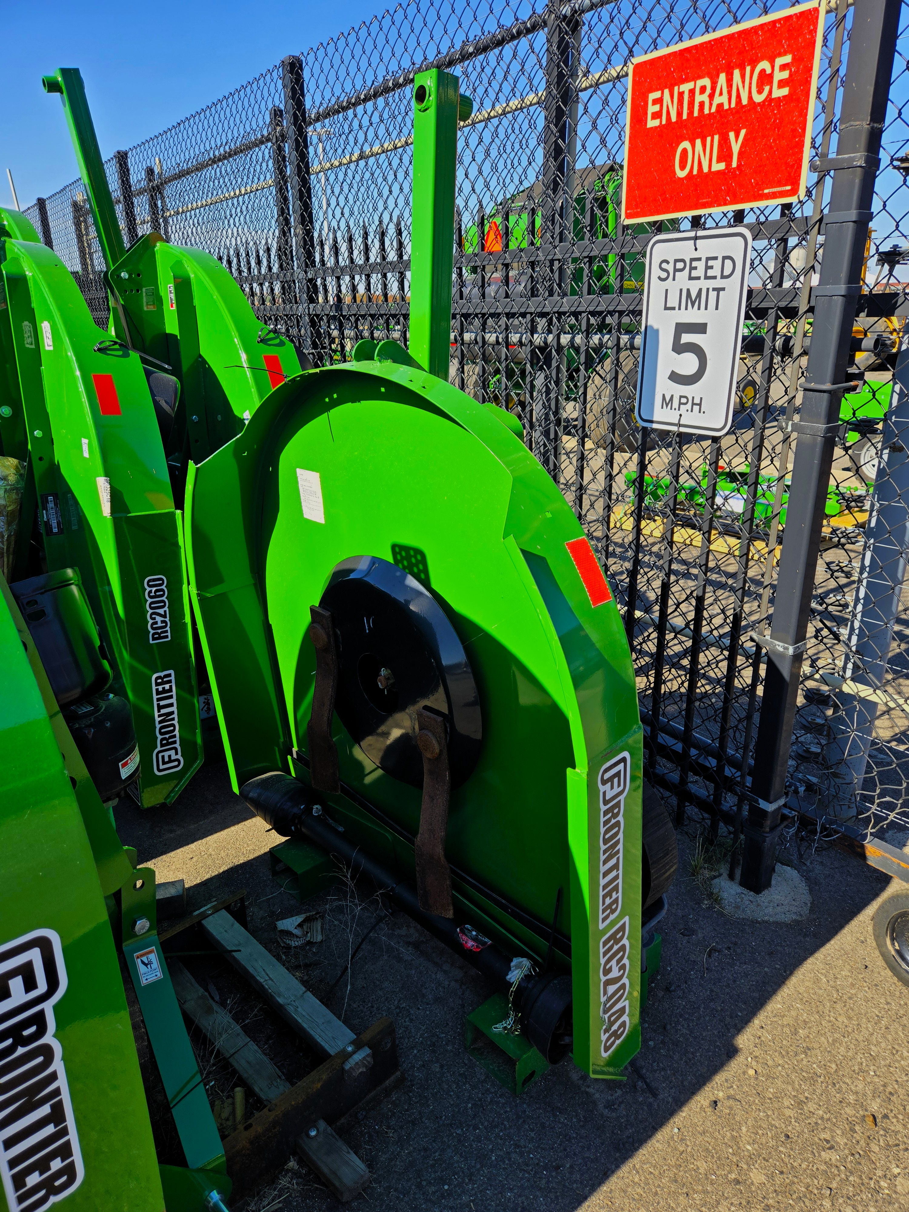 2023 Frontier RC2048