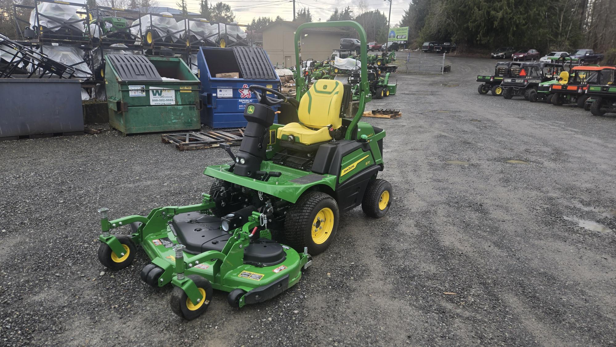 2024 John Deere 1570