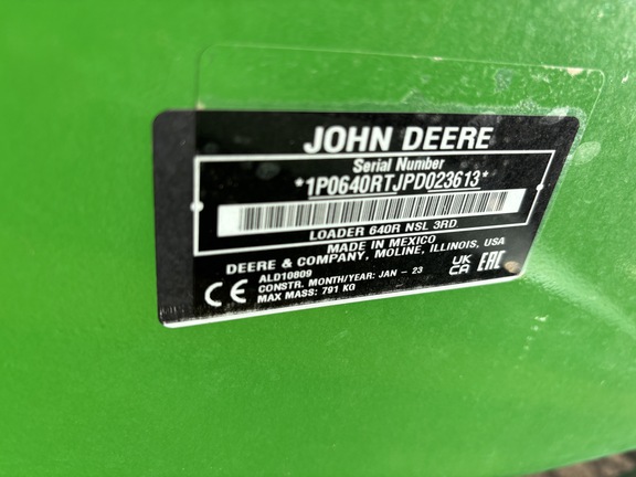 2017 John Deere 6110M