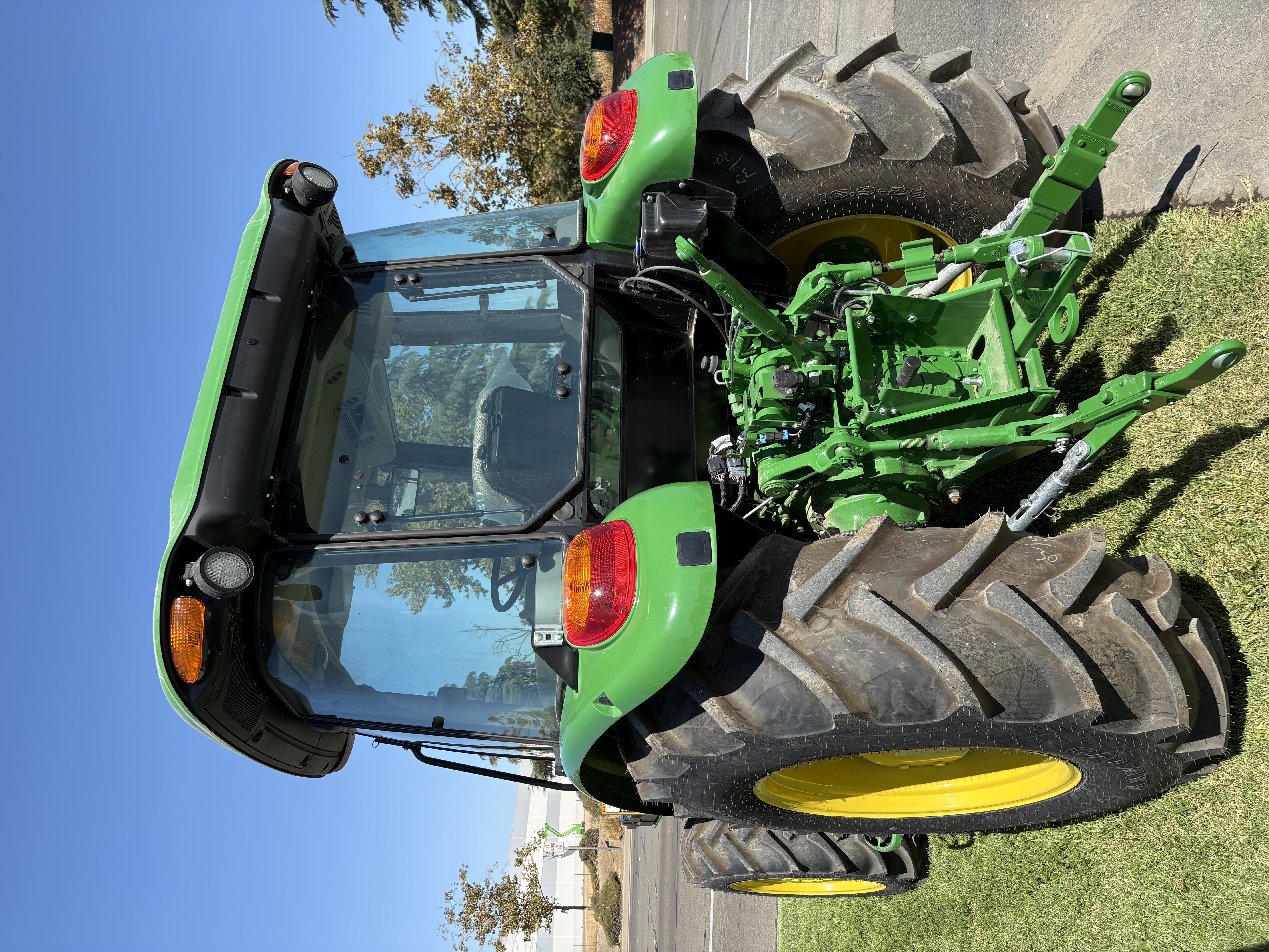 2024 John Deere 5060E