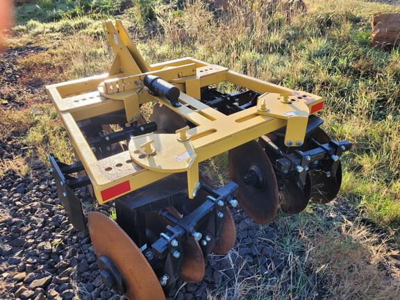 2024 Schmeiser TSN12N