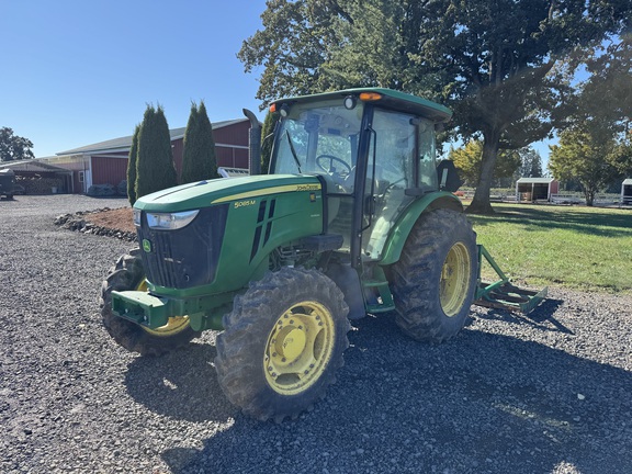 2013 John Deere 5085M